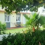 Turisticos Casa Sandra *